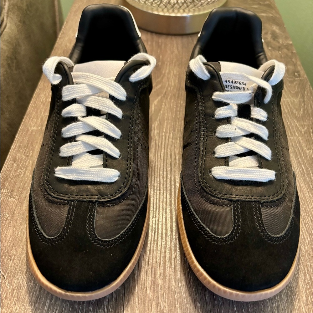 Steve Madden Women’s Duo Sneakers